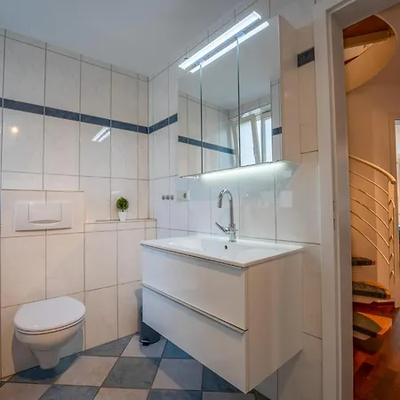 Schlossberg Residences - Markplatz City-apartment Apartment Weinheim