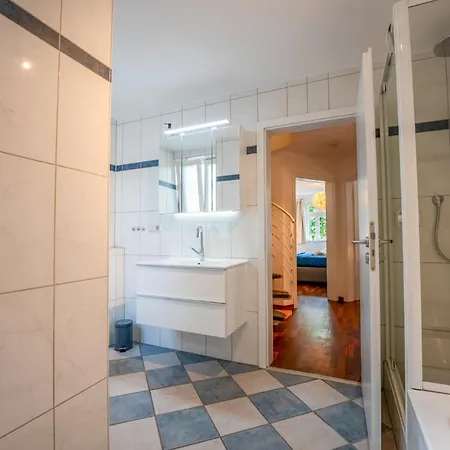 Schlossberg Residences - Markplatz City-apartment * Weinheim