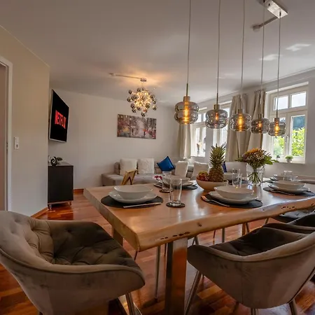 Schlossberg Residences - Markplatz City-apartment Apartment Weinheim